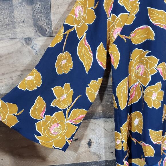 Papermoon rust colored floral print exposed zipper 3/4 sleeve blouse woman sz XS - Picture 7 of 9